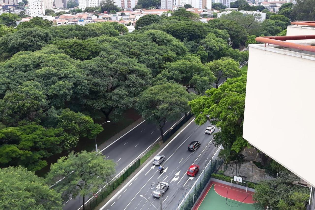 Flat Com Sacada - Regiao Ibirapuera Proximo Varios Hospitais E Unifesp São Paulo